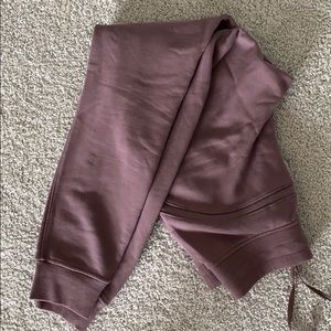 Women’s LuLuLemon Jogger Sweats Size 2/4